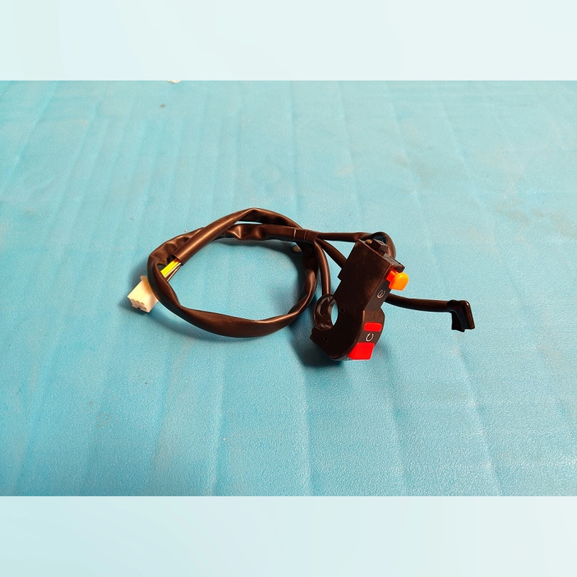 ARORA CR250 SAĞ KUMANDA PANELİ #CR250 - 026